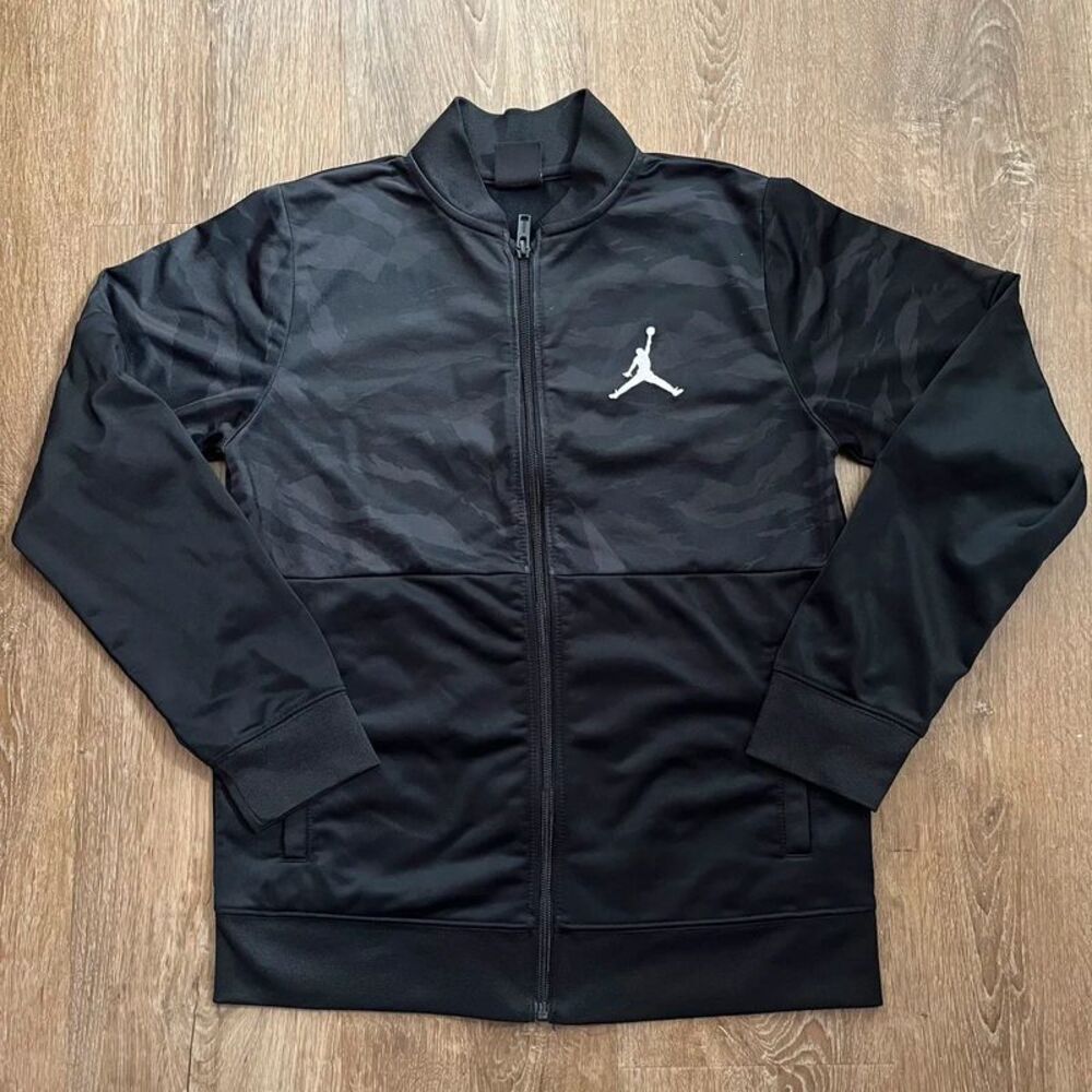 Nike Air Jordan Boys L 12/13 Black Camo Full Zip Track Jacket Jumpman